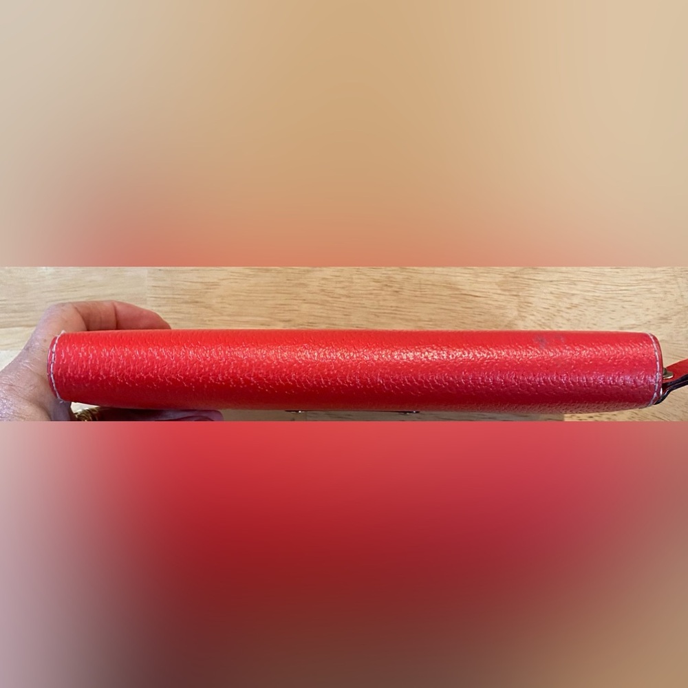 Kate Spade New York "Soffiano" Solid Red Leather Zip Around Wallet! - Picture 4 of 16